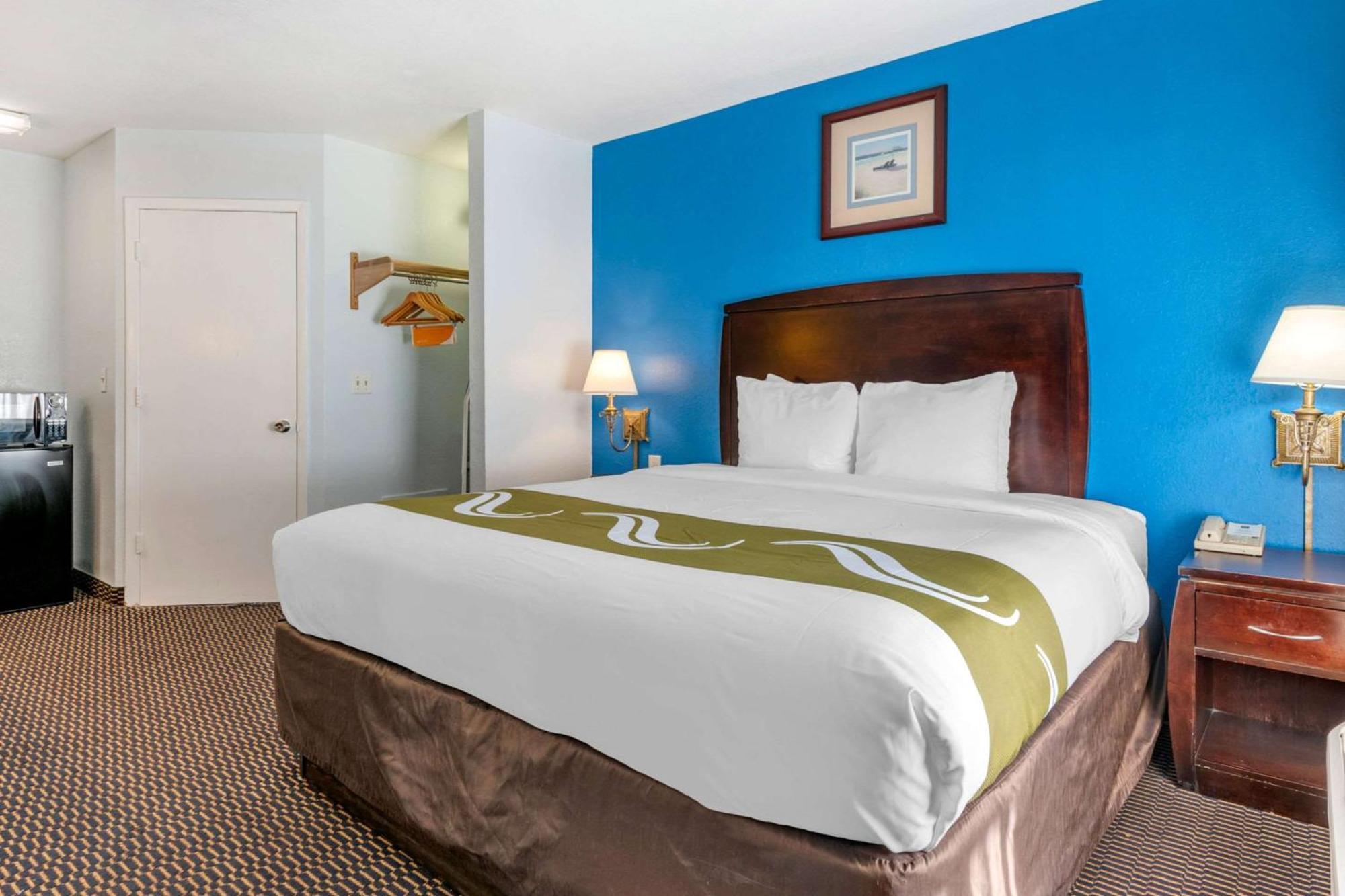 Quality Inn Sarasota North Near Lido Key Beach Zewnętrze zdjęcie